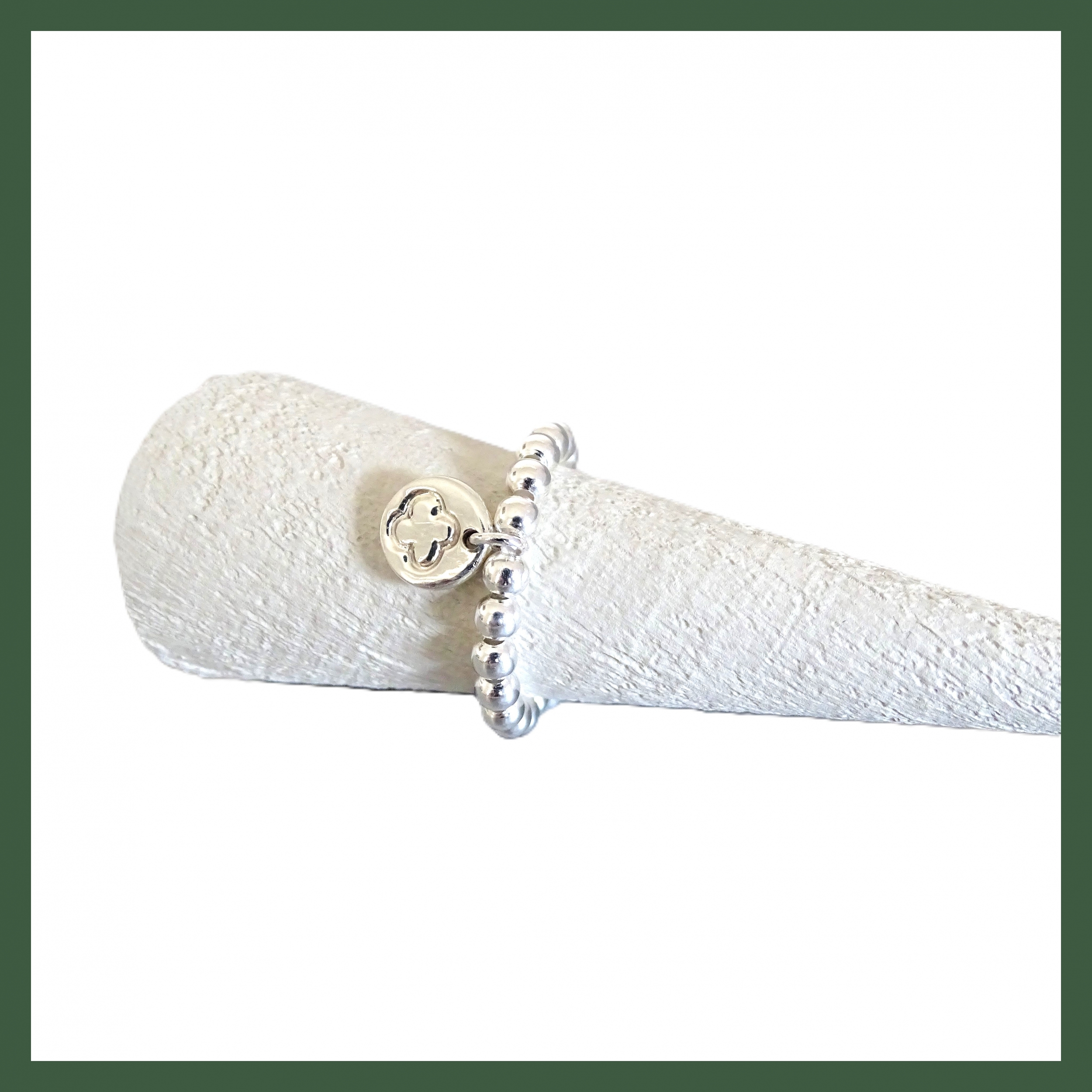 Bague pastille Gravée Trèfle