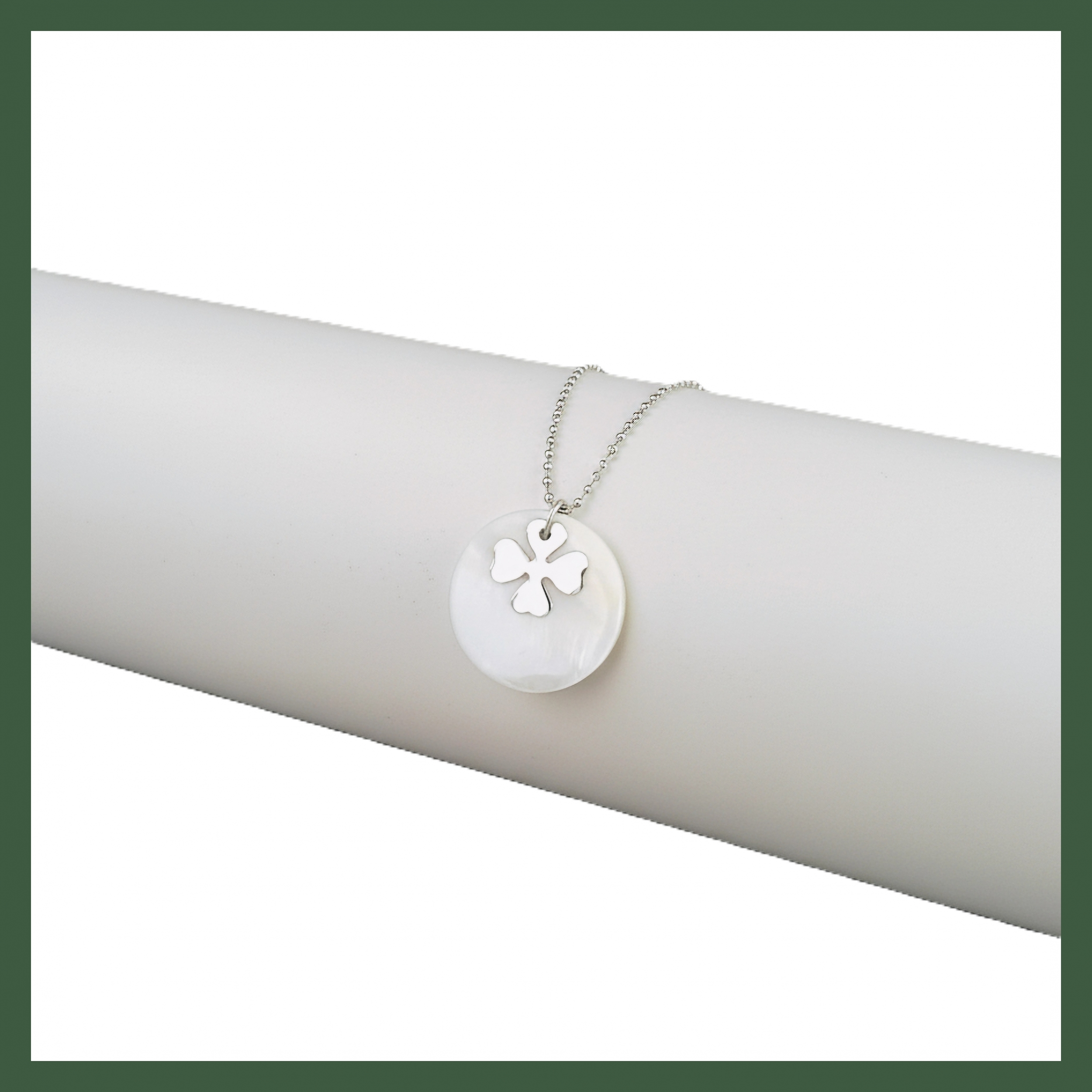 Collier Pastille nacre et trèfle  argent