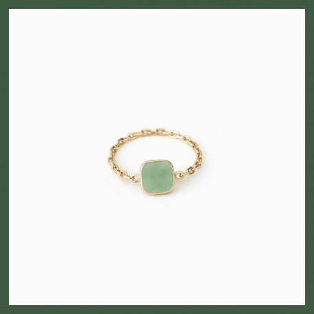 Bague Élégance Verte en Serti Clos